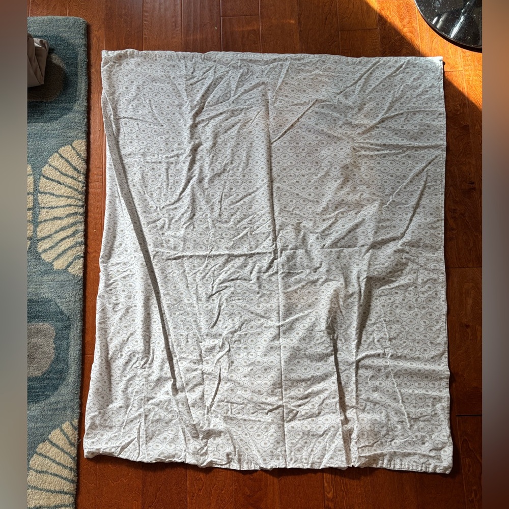 IKEA crib duvet set, includes 2 duvet covers - Picture 4 of 5